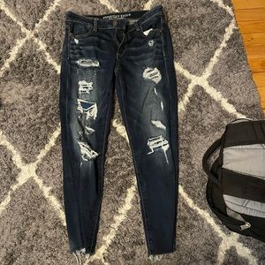 Women’s American Eagle cropped jeans